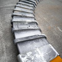 Комплект чугунных звеньев защитного колпака дымовых железобетонных труб