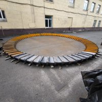 Комплект чугунных звеньев защитного колпака дымовых железобетонных труб